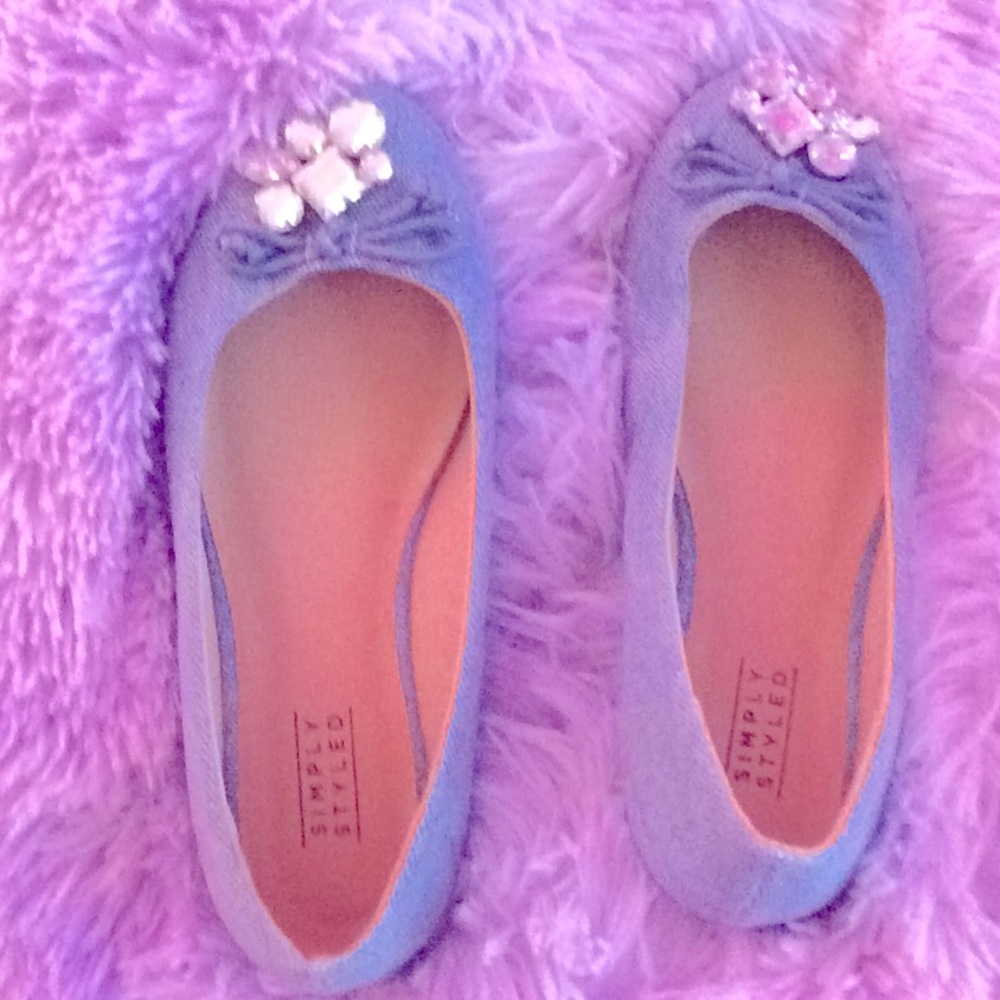 Simply styled flats